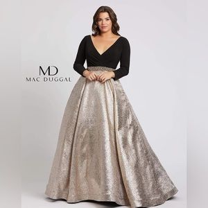 Size 30 Mac Duggal Gown Style 48891F